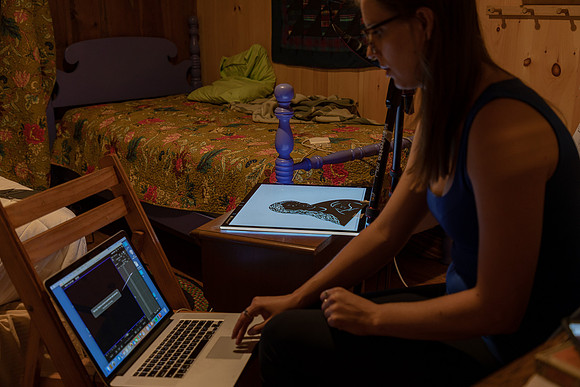 20180815_miranda_creating_puppets-6571