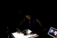 20180815_miranda_creating_puppets-6586