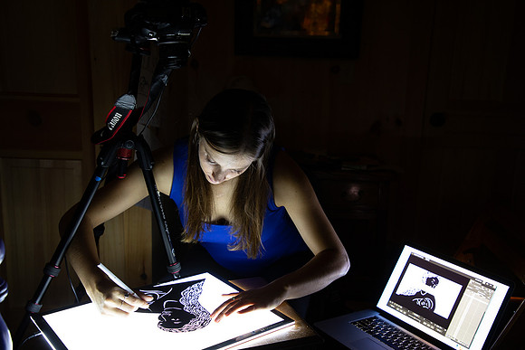 20180815_miranda_creating_puppets-6584
