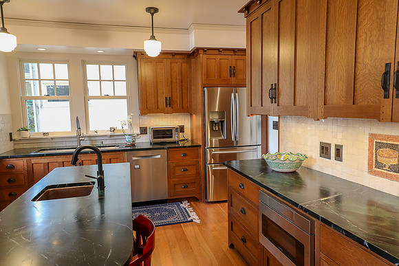 20180122_kahn_leonard_kitchen-1792