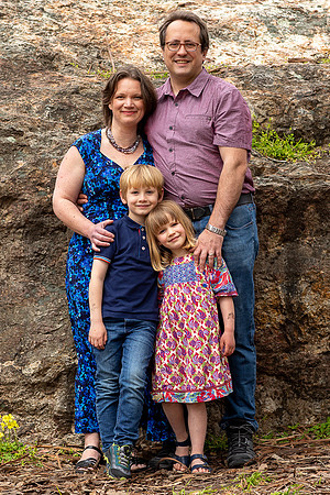 20230406_Godfrey_Kahn_family_shoot-6386-2