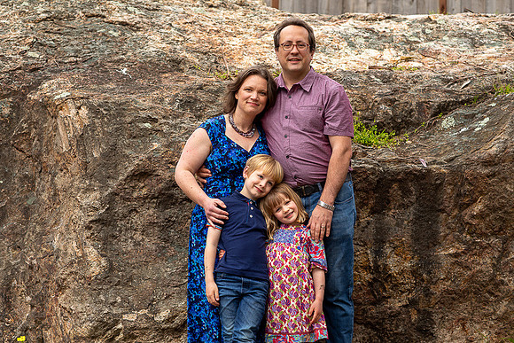 20230406_Godfrey_Kahn_family_shoot-6371