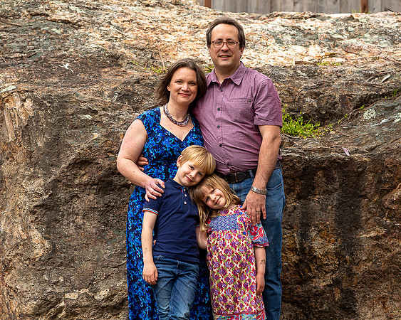 20230406_Godfrey_Kahn_family_shoot-6375