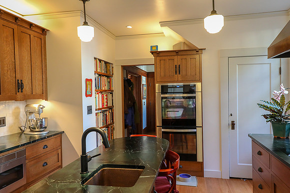 20180122_kahn_leonard_kitchen-1776