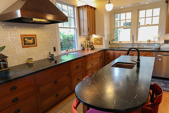 20180122_kahn_leonard_kitchen-1760